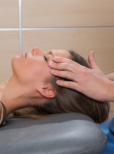 Concussion therapy session