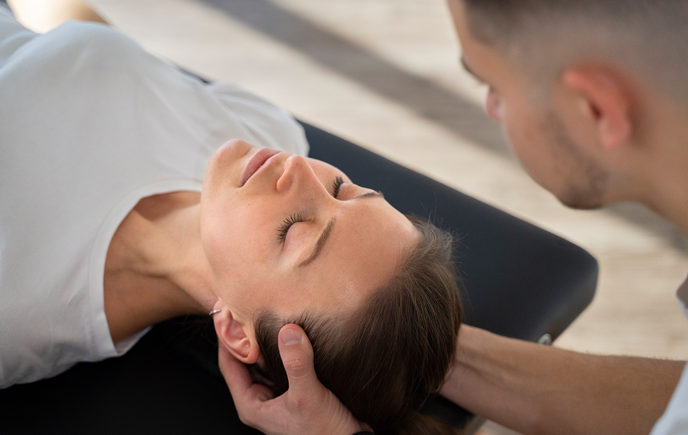 Physiotherapist treating a patient at Highland Physio & Rehab