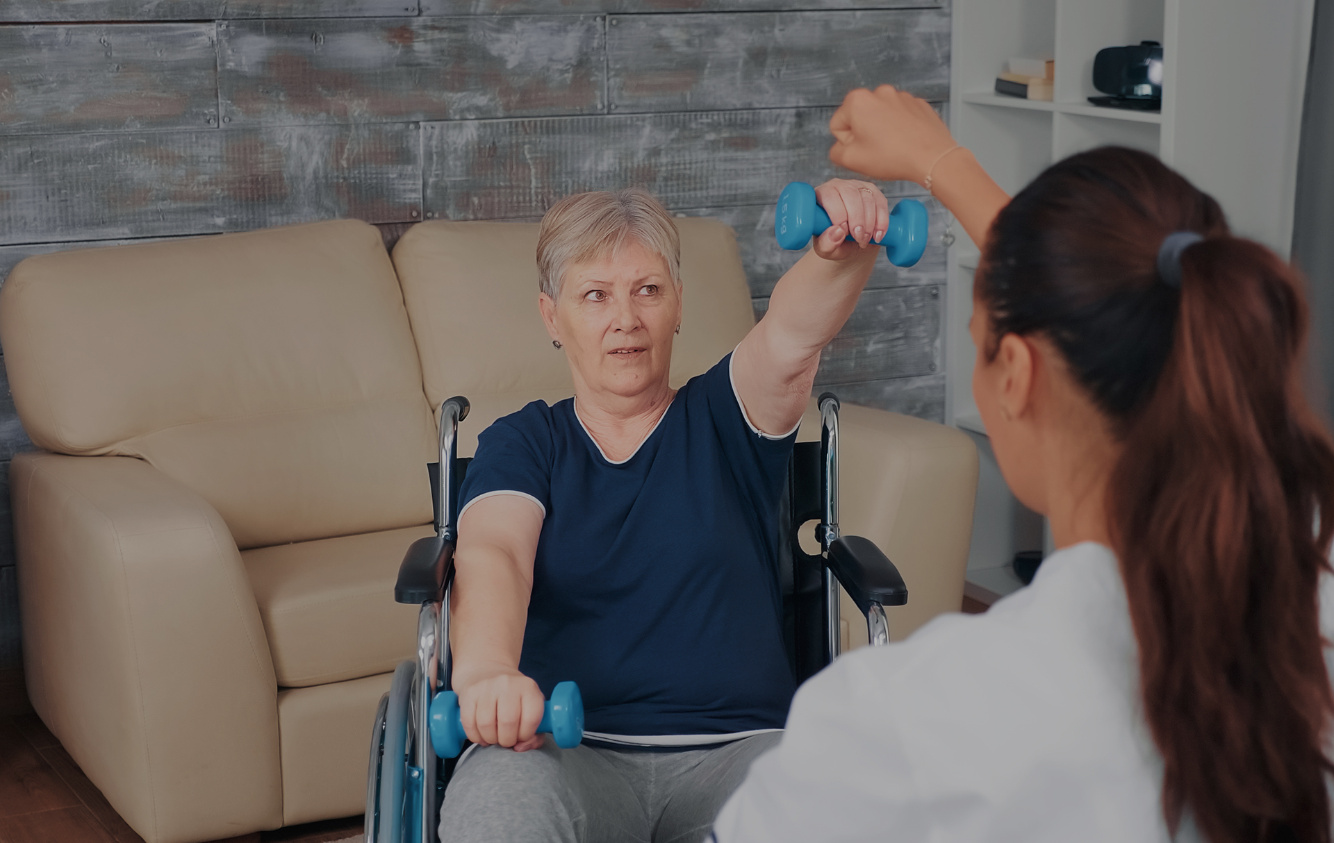Physiotherapist treating a patient at Highland Physio & Rehab